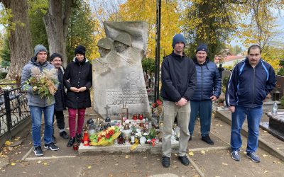 Wyjście do kętrzyńskich nekropolii z okazji Dnia Wszystkich Świętych